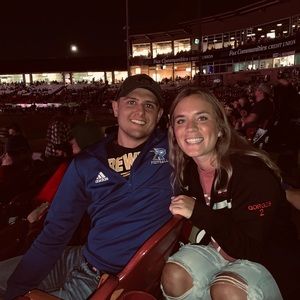 Meet your Posher, Courtney